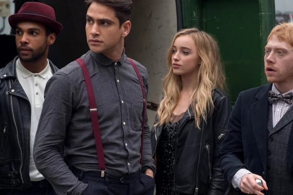 Самые популярные сериалы: какие заставят забыть про все проблемы